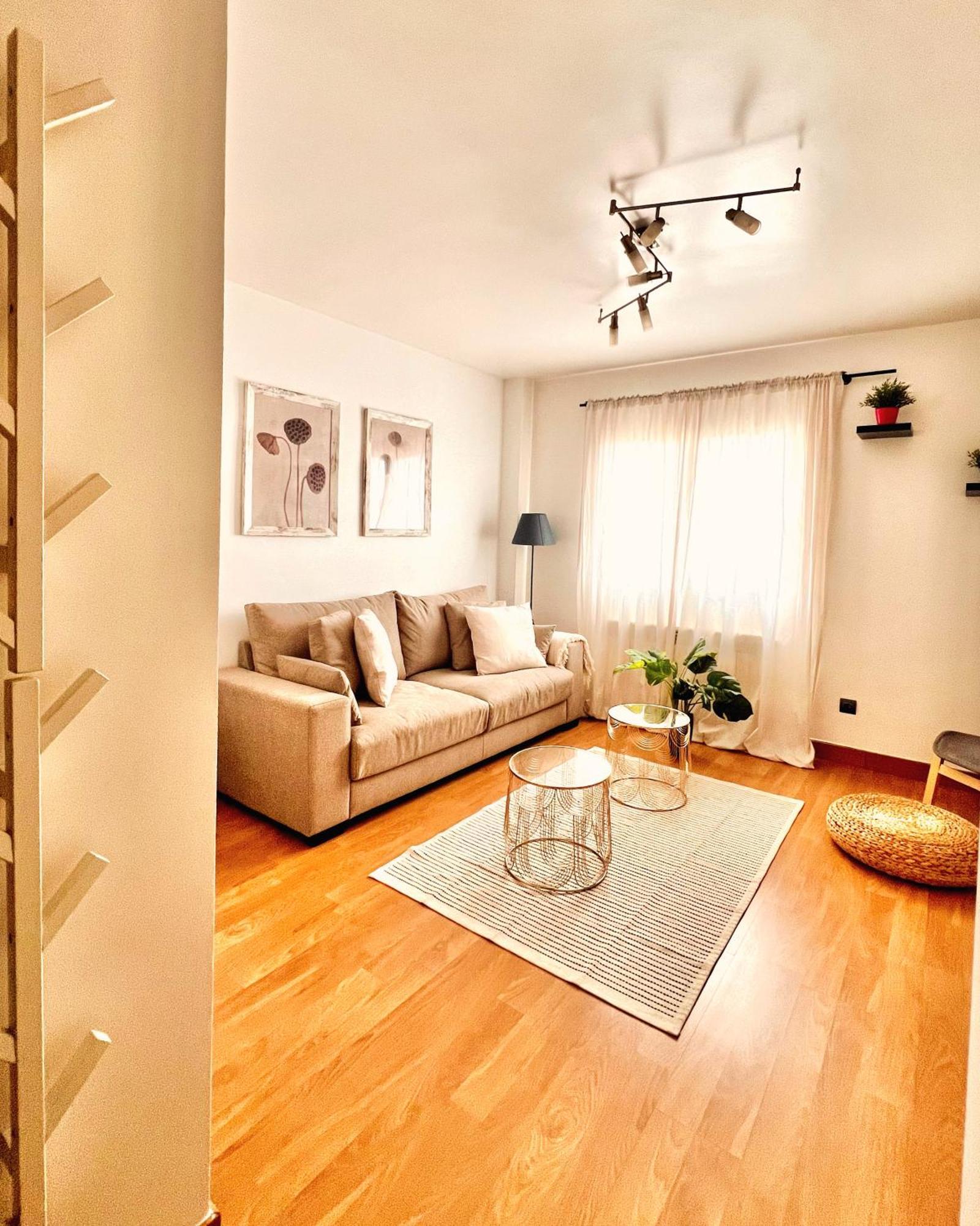 El Botones - Arenal Apartment มาดริด ภายนอก รูปภาพ